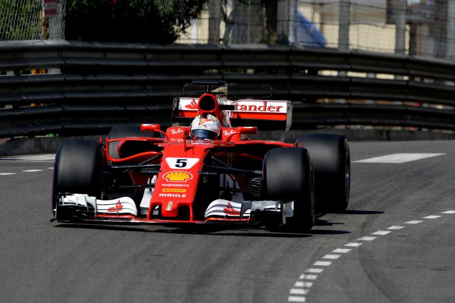  Ferrari SF70H (668) 2017 года  (фото 24 из 33)